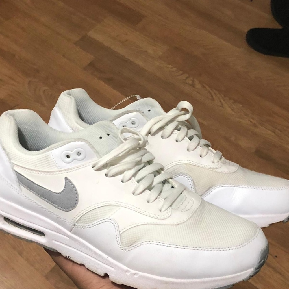 Nike airmax shoes